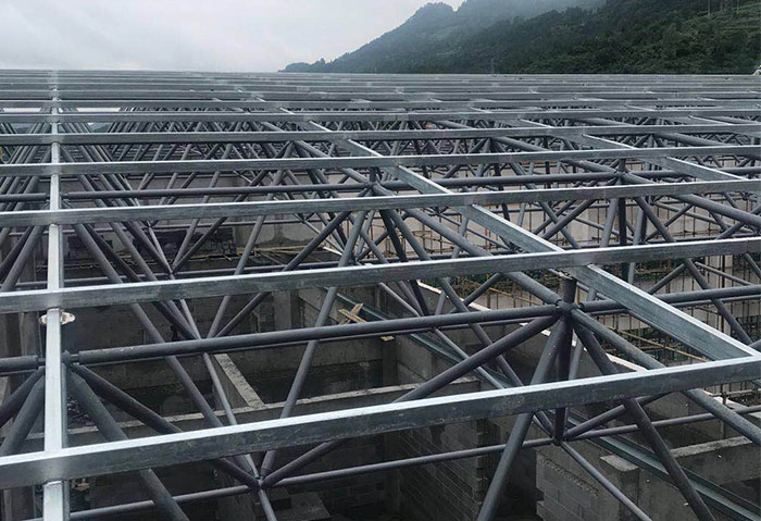 淮安仁怀冠英学校艺体楼网架